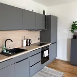 Διαμέρισμα 5 Sterne Apartment, Naehe Flughafen Berlin, Wlan Schönefeld