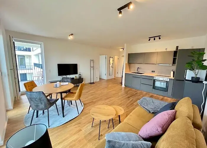 5 Sterne Apartment, Naehe Flughafen Berlin, Wlan * Schönefeld