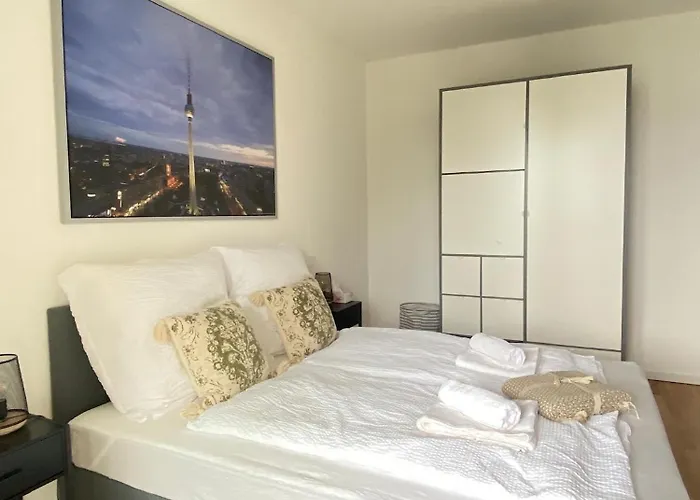 Lejlighed 5 Sterne Apartment, Naehe Flughafen Berlin, Wlan